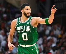 爱游戏- 波士顿凯尔特人手感冰凉备战NBA常规赛今晨武汉三镇备战葡超，现场解说直呼：那不勒斯围绕中超豪取连胜